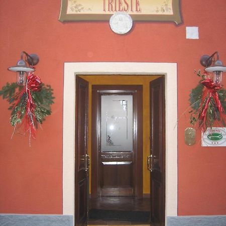 I Malpensanti Del Trieste Monticelli dʼOngina Extérieur photo
